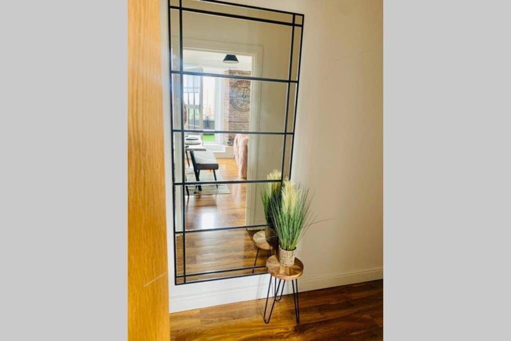 Luxury, Centrally Located 2 Bed Modern Apartment Γκρέιτ Γιάρμουθ Εξωτερικό φωτογραφία