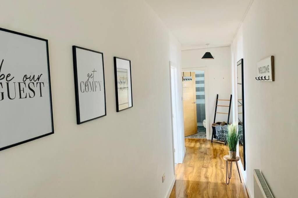 Luxury, Centrally Located 2 Bed Modern Apartment Γκρέιτ Γιάρμουθ Εξωτερικό φωτογραφία